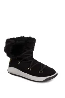 Winter boots EA7 	fekete	