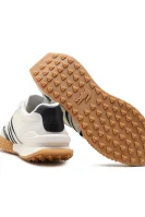 Sneakers tornacipő bőr hozzáadásával Lacoste ekrü