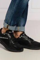 Sneakers tornacipő bőr hozzáadásával Versace Jeans Couture 	fekete	
