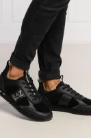 Sneakers tornacipő bőr hozzáadásával EA7 	fekete	
