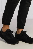 Sneakers tornacipő bőr hozzáadásával Armani Exchange 	fekete	