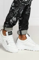 Bőr sneakers tornacipő Versace Jeans Couture 	fehér	