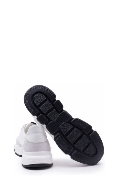 Sneakers tornacipő CIGNO bőr hozzáadásával Weekend MaxMara 	fehér	