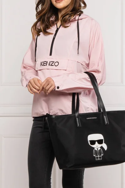 Shopper táska K/Ikonik tote bőr hozzáadásával Karl Lagerfeld 	fekete	
