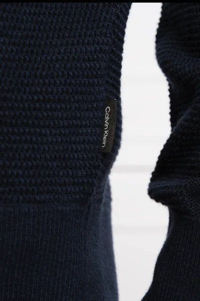 Kötött pulóver | Regular Fit Calvin Klein 	sötét kék	