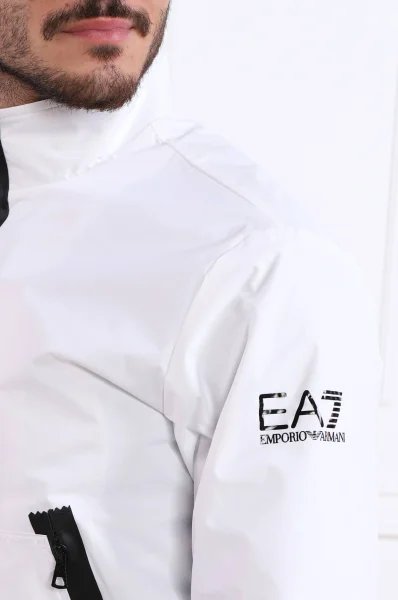 Kabát | Regular Fit EA7 	fehér	