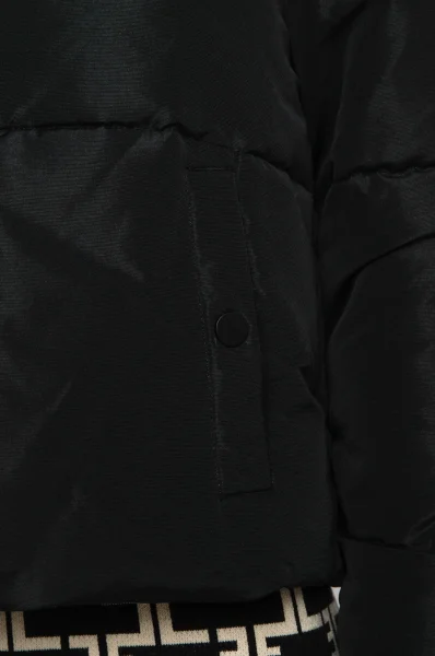 Kabát | Cropped Fit Elisabetta Franchi 	fekete	