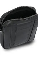 Oldaltáska 1G iPad Calvin Klein 	fekete	