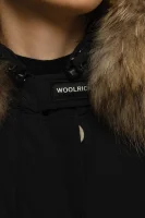 Steppelt párka LUXURY ARCTIC | Regular Fit Woolrich 	fekete	