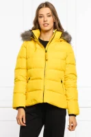 Steppelt kabát ESSENTIAL | Regular Fit Calvin Klein 	arany	